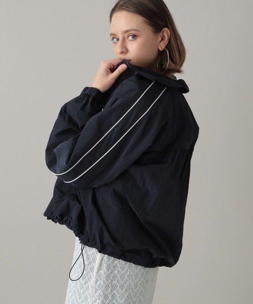 FOREVER 21（フォーエバー トゥエンティーワン）の「【2024SS】スポーティーブルゾン（ブルゾン・レディース・ネイビー/オフホワイト/グレー・FREE）」の9枚目の写真