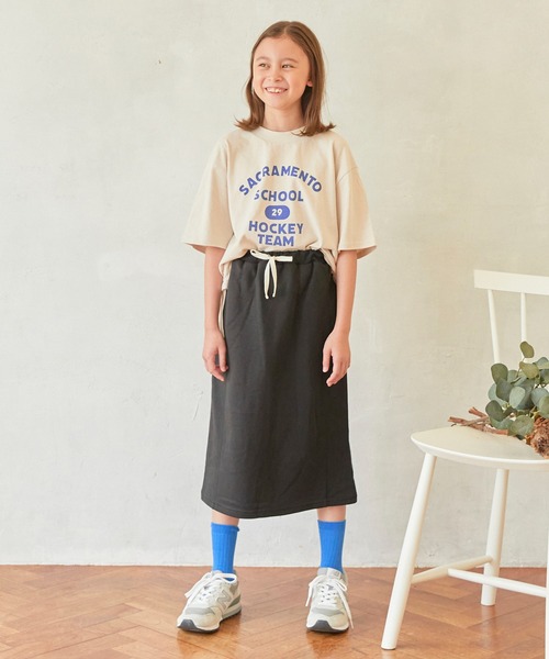 undeny.(アンディニ-)の「アンディニー TEAM Tシャツ(Tシャツ/カットソー・キッズ・ブルー/ホワイト/ベージュ系その他・L/XL/M)」の8枚目の写真