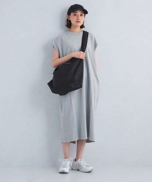 STAR&STRIPE（スターアンドストライプ）の「【別注】＜STAR&STRIPE＞フレンチスリーブ ワンピース（ワンピース・レディース・ブラウン/ナチュラル/グレー/ブラック・FREE）」の2枚目の写真