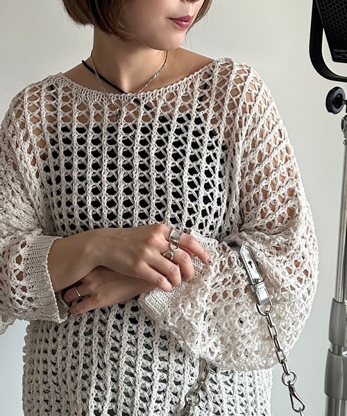 apres jour mignon(アプレジュールミニョン)の「ラメメッシュニット【ZOZOTOWN限定アイテム】(ニット/セーター・レディース・ピンク/ブラック/オフホワイト/ブルー・X-LARGE/フリー)」の1枚目の写真