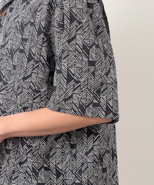 Purple&Yellow（パープルアンドイエロー）の「コットンアフリカン柄プリントシャツ（シャツ/ブラウス・メンズ・ブラック・MEDIUM/SMALL/LARGE）」の17枚目の写真