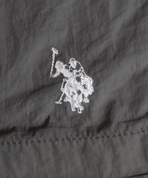 U.S. POLO ASSN.(ユーエスポロアッスン)の「U.S. POLO ASSN./ユーエスポロアッスン 水陸両用 オーバーサイズ ナイロン ロゴ ワンポイント刺繍 無地 ショートパンツ/ハーフパンツ/ショーツ/イージーパンツ/レディース メンズ(その他パンツ・メンズ・ベージュ/ブラック/カーキ/グレー/ネイビー・M/L/LL)」の16枚目の写真