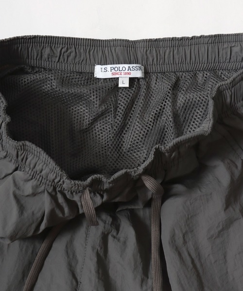 U.S. POLO ASSN.(ユーエスポロアッスン)の「U.S. POLO ASSN./ユーエスポロアッスン 水陸両用 オーバーサイズ ナイロン ロゴ ワンポイント刺繍 無地 ショートパンツ/ハーフパンツ/ショーツ/イージーパンツ/レディース メンズ(その他パンツ・メンズ・ベージュ/ブラック/カーキ/グレー/ネイビー・M/L/LL)」の13枚目の写真