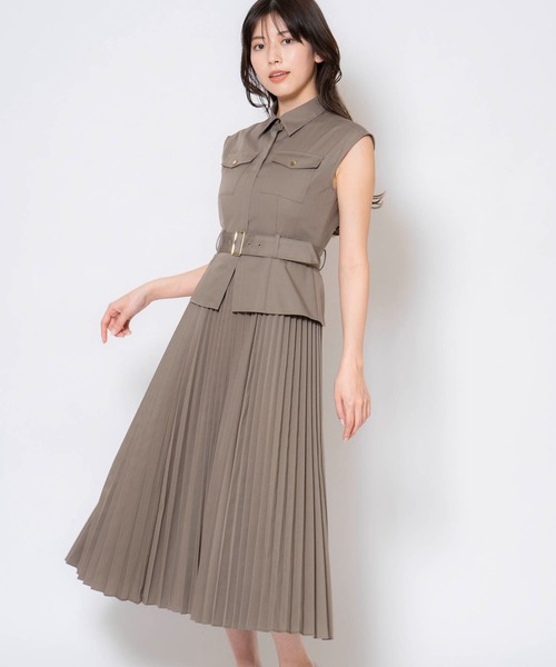新品 Noela ノエラ プリーツシャツワンピース ノースリーブロングワンピース Noela（ノエラ）の「プリーツシャツワンピース（ワンピース