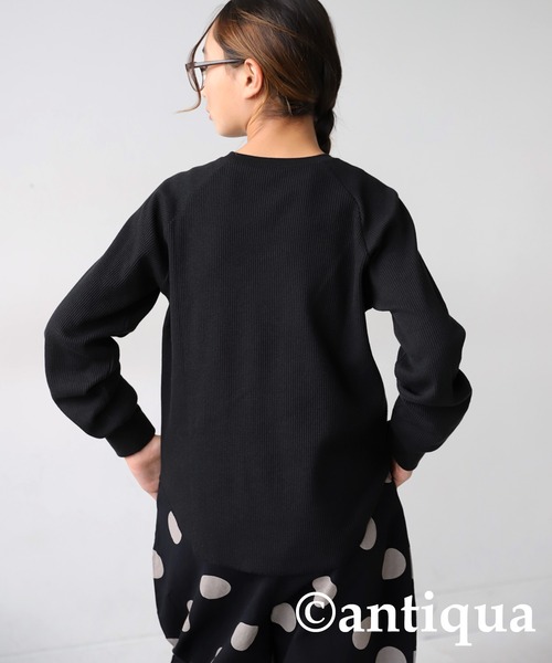 antiqua(アンティカ)の「サーマルトップス(Tシャツ/カットソー・キッズ・ブラック/オフホワイト/グレー/ネイビー/レッド・130/140/150/160)」の11枚目の写真