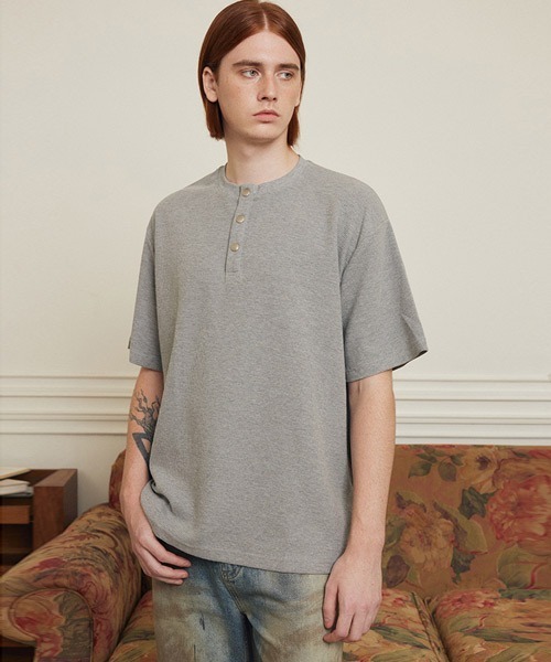 Ressaca(レサーカ)の「ハーフジップ/スナップボタン オーバーサイズワッフル半袖Tシャツ(Tシャツ/カットソー・メンズ・グレー系/ブラック系/ホワイト系/ブラック/ホワイト/グレー・M/XL/L)」の17枚目の写真