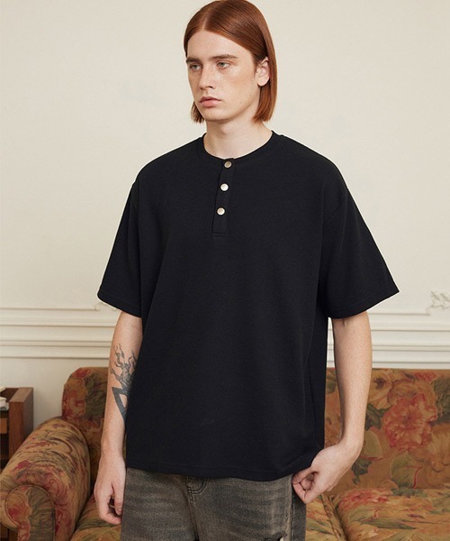 Ressaca(レサーカ)の「ハーフジップ/スナップボタン オーバーサイズワッフル半袖Tシャツ(Tシャツ/カットソー・メンズ・グレー系/ブラック系/ホワイト系/ブラック/ホワイト/グレー・M/XL/L)」の20枚目の写真