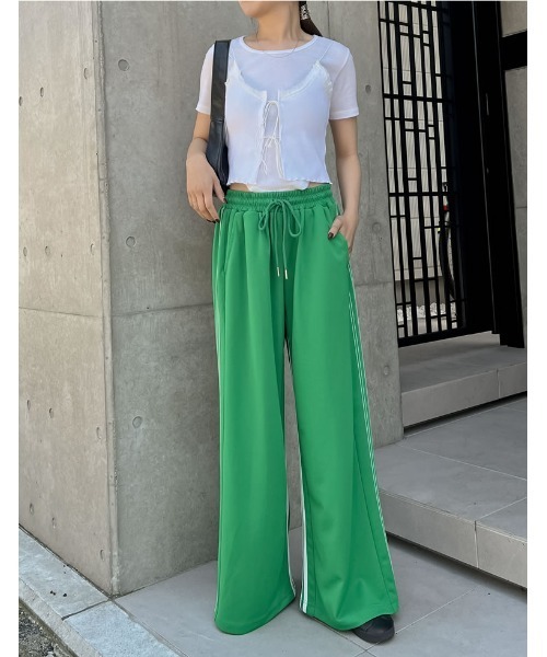 Re:EDIT(リエディ)の「レースネックリボンキャミソール(キャミソール・レディース・ブラック/ホワイト・MEDIUM/LARGE)」の3枚目の写真