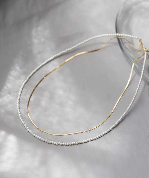 ANEMONE(アネモネ)の「小粒パール×チェーン2連ネックレス(ネックレス・レディース・シルバー/ゴールド・FREE)」の1枚目の写真