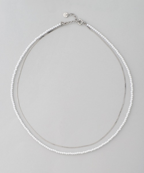 ANEMONE(アネモネ)の「小粒パール×チェーン2連ネックレス(ネックレス・レディース・シルバー/ゴールド・FREE)」の3枚目の写真