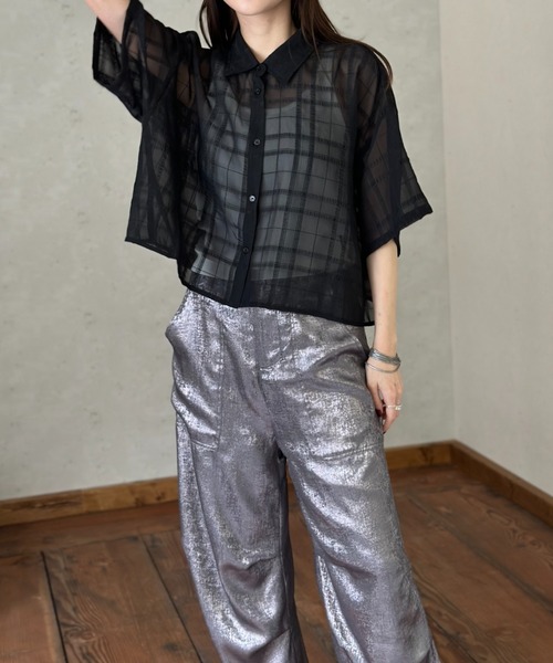 Per sist ence(パーシエンス)の「メタリックシャイニータックジョガーパンツ(その他パンツ・レディース・ブラック/チャコールグレー/グレー/オフホワイト・FREE)」の9枚目の写真