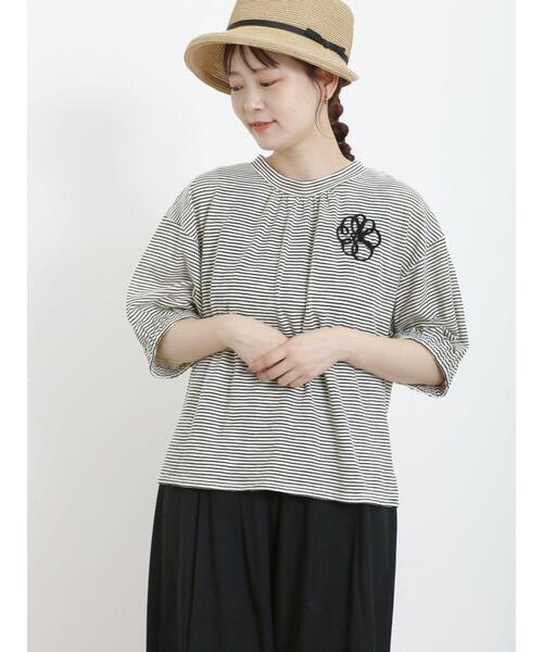 Samansa Mos2（サマンサ モスモス）の「胸元花柄テープ刺繍カットソー（Tシャツ/カットソー・レディース・ブラック/チャコールグレー/オフホワイト・F）」の22枚目の写真