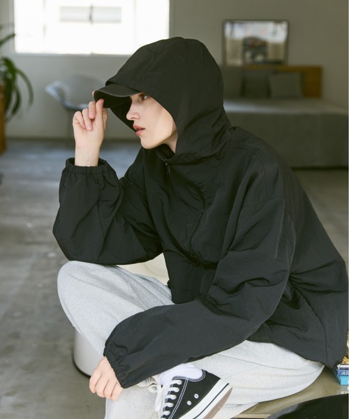 パーカー Loose nylon anorak hoodie / ルーズナイロンアノラックパーカー レディース メンズ Loose nylon anorak hoodie / ルーズナイロンアノラックパーカー