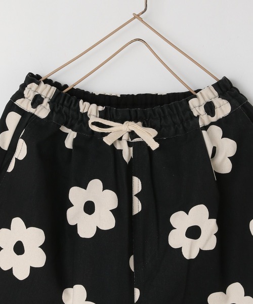 LOWRYS FARM（ローリーズファーム）の「シェフパンツ　137333（その他パンツ・キッズ・ホワイト/ブラック/ブラウン/その他/ホワイト系その他/その他1/レオパード/ブラック系その他・110cm/120cm/130cm/140cm/150cm）」の10枚目の写真