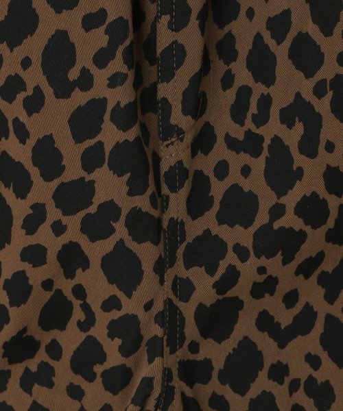 LOWRYS FARM（ローリーズファーム）の「シェフパンツ　137333（その他パンツ・キッズ・ホワイト/ブラック/ブラウン/その他/ホワイト系その他/その他1/レオパード/ブラック系その他・110cm/120cm/130cm/140cm/150cm）」の18枚目の写真