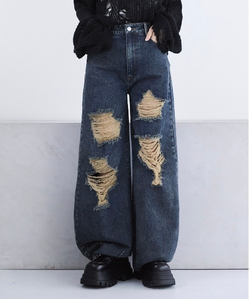 17HR（セブンティーンアワーズ）の「ルーズダメージデニム（デニムパンツ・レディース・ブラック/ブルー・MEDIUM/SMALL）」の3枚目の写真