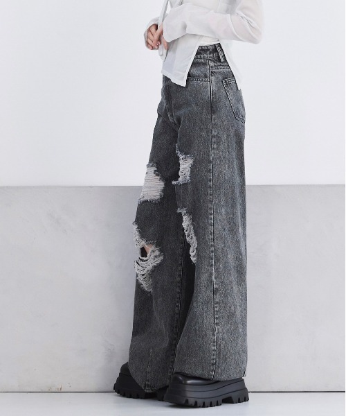 17HR（セブンティーンアワーズ）の「ルーズダメージデニム（デニムパンツ・レディース・ブラック/ブルー・MEDIUM/SMALL）」の11枚目の写真