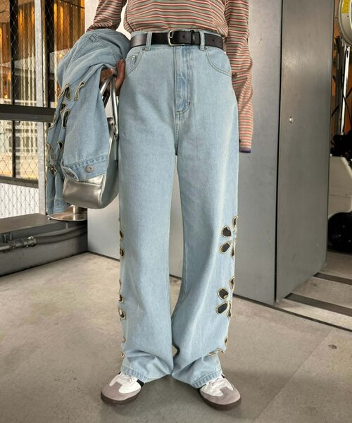 HELLO.SANFRANCISCO（ハローサンフランシスコ）の「【HELLO.SANFRANCISCO】フラワーカットアウトデニムパンツ（デニムパンツ・レディース・サックスブルー/ブルー・SMALL/X-SMALL/MEDIUM）」の21枚目の写真