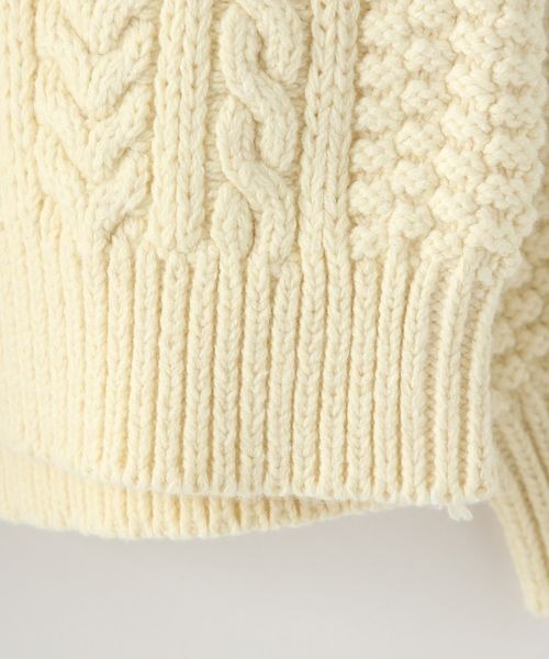 LOWRYS FARM(ローリーズファーム)の「フィッシャーマンニット 145395(ニット/セーター・キッズ・アイボリー/ネイビー/レッド・110cm/130cm/150cm)」の6枚目の写真