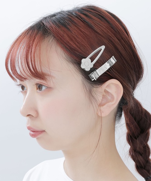 MARY QUANT（マリークワント）の「デイジーメタル ワニクリップセット（バレッタ/ヘアクリップ・レディース・ゴールド/シルバー・FREE）」の5枚目の写真