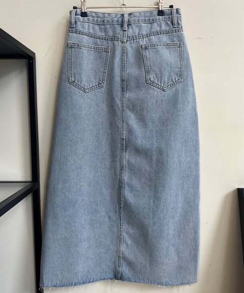 ULEULA(ウルア)の「フロントスリットタイトデニムスカート(スカート・レディース・ブルー・MEDIUM/LARGE)」の19枚目の写真