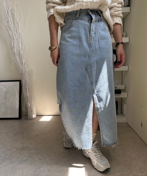 ULEULA(ウルア)の「フロントスリットタイトデニムスカート(スカート・レディース・ブルー・MEDIUM/LARGE)」の12枚目の写真