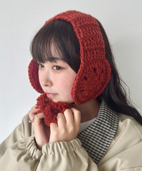 セール】フラワークロシェ編みポンポンイヤーマフ（イヤーマフ