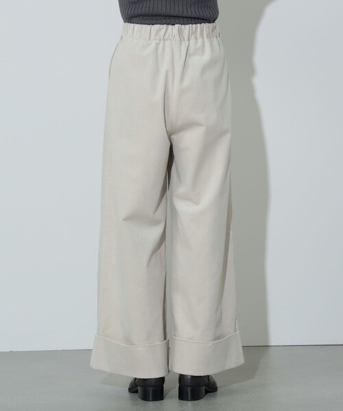 BEAMS HEART（ビームスハート）の「【4色展開】細コール タック ワイドパンツ（S～M）（その他パンツ・レディース・ホワイト系その他5/ブルー/チャコールグレー/ブラウン系その他3・MEDIUM/SMALL）」の5枚目の写真