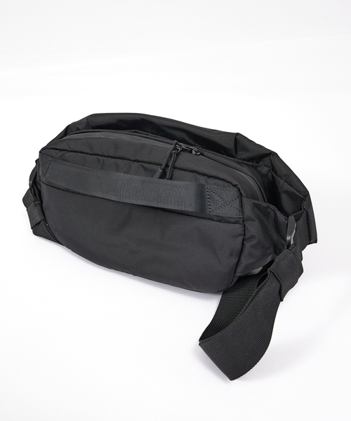 NoiR / ノアール】撥水加工 ボディバッグ Flask shoulder