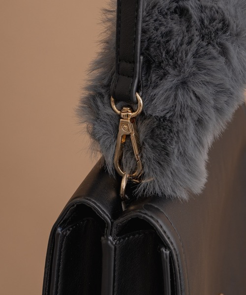 KATHARINE ROSS（キャサリンロス）の「【KATHARINE ROSS】【WEB限定】ハンドル2WAYバッグ（ショルダーバッグ・レディース・ブラック/グレイッシュベージュ・MEDIUM）」の18枚目の写真