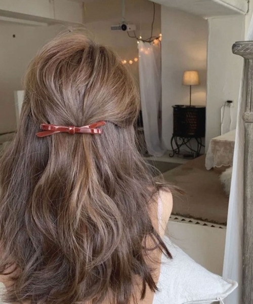 ammy.(エイミードット)の「【 ammy. / エイミードット 】 カラー リボン バレッタ(バレッタ/ヘアクリップ・レディース・ブラウン/レッド/オレンジ/ライトグリーン/モカ/イエロー/ライトブルー/アイボリー・FREE)」の8枚目の写真