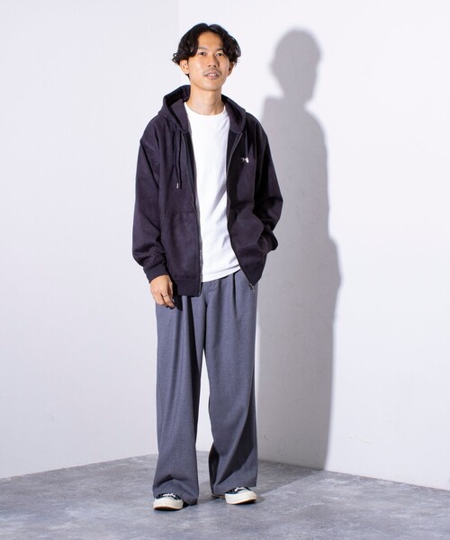 GLOSTER(グロスター)の「【GLOSTER/グロスター】フレンチブルドッグ刺繍 フェイクスエード 裏起毛 ZIPパーカー(パーカー・メンズ・サックスブルー/アイボリー/チャコールグレー/グレイッシュベージュ・M/L/S)」の12枚目の写真