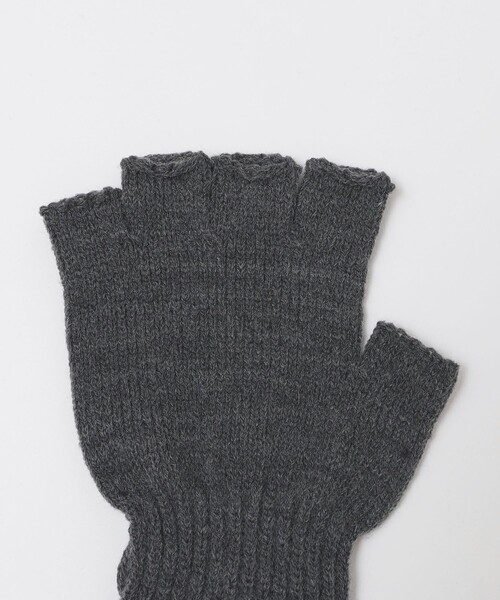 SHIPS（シップス）の「SHIPS: フィンガーレス ニット グローブ（手袋・メンズ・ダークグレー/チャコールグレー/ブラック/レッド系その他/ダークブラウン・ONE SIZE）」の8枚目の写真