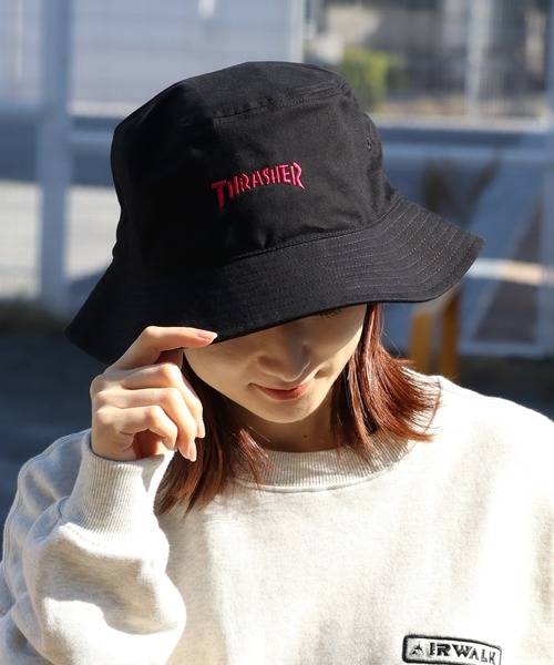 THRASHER（スラッシャー）の「【THRASHER/スラッシャー】ミニロゴ刺繍 コットンツイル バケットハット（ハット・メンズ・ブラック系/ブラック系1/ブラック系2・FREE）」の3枚目の写真