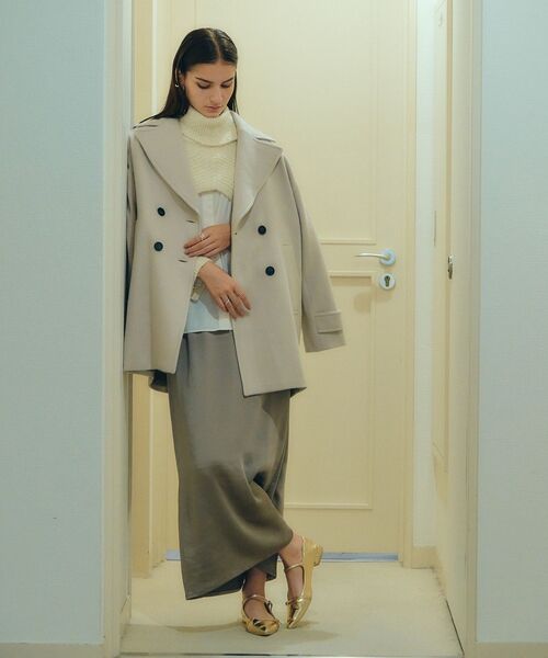 YECCA VECCA（イェッカヴェッカ）の「サテンロングスカート（スカート・レディース・グレイッシュベージュ/ブラック・FREE）」の16枚目の写真