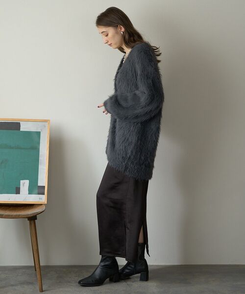 YECCA VECCA（イェッカヴェッカ）の「サテンロングスカート（スカート・レディース・グレイッシュベージュ/ブラック・FREE）」の22枚目の写真