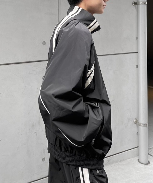 Chikashitsu +(チカシツプラス)の「【Chikashitsu +】set up line track jacket / 【チカシツプラス】セットアップサイドライントラックジャケット(ブルゾン・メンズ・グレー/ブラック・ONE SIZE)」の21枚目の写真