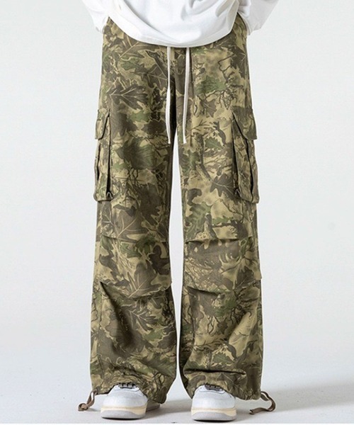 NOWLE（ノウル）の「【NOWLE】ルーズシルエット カモフラージュ イージー  カーゴパンツ（カーゴパンツ・メンズ・ベージュ/カーキ・X-LARGE/LARGE/MEDIUM）」の6枚目の写真