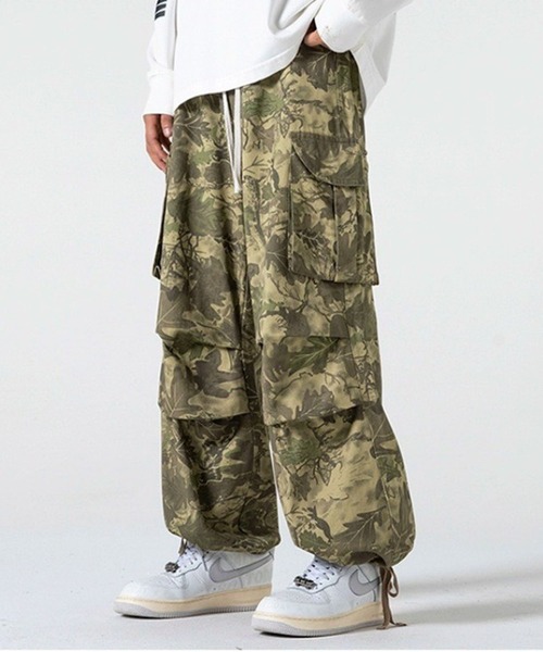 NOWLE（ノウル）の「【NOWLE】ルーズシルエット カモフラージュ イージー  カーゴパンツ（カーゴパンツ・メンズ・ベージュ/カーキ・X-LARGE/LARGE/MEDIUM）」の8枚目の写真