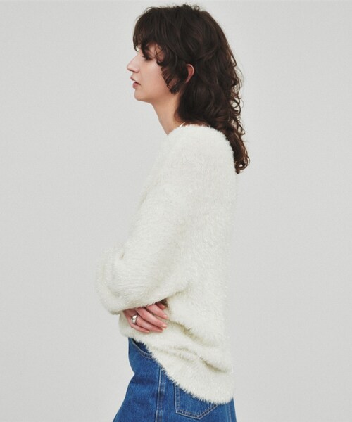 cloenc(クロエンス)の「◆【手洗い可/柔らかニット】ラメシャギーVネックニットプルオーバー(ニット/セーター・レディース・サンドベージュ/オリーブ/アイボリー・02)」の5枚目の写真