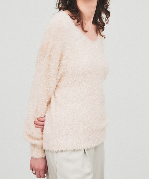 cloenc(クロエンス)の「◆【手洗い可/柔らかニット】ラメシャギーVネックニットプルオーバー(ニット/セーター・レディース・サンドベージュ/オリーブ/アイボリー・02)」の11枚目の写真