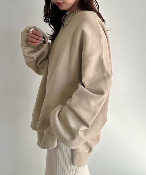 apres jour mignon(アプレジュールミニョン)の「スーパー袖ボリューム裏起毛スウェット【ZOZOTOWN限定アイテム】(スウェット・レディース・ブラック/グレー/ボルドー/ライトベージュ・X-LARGE/フリー)」の3枚目の写真
