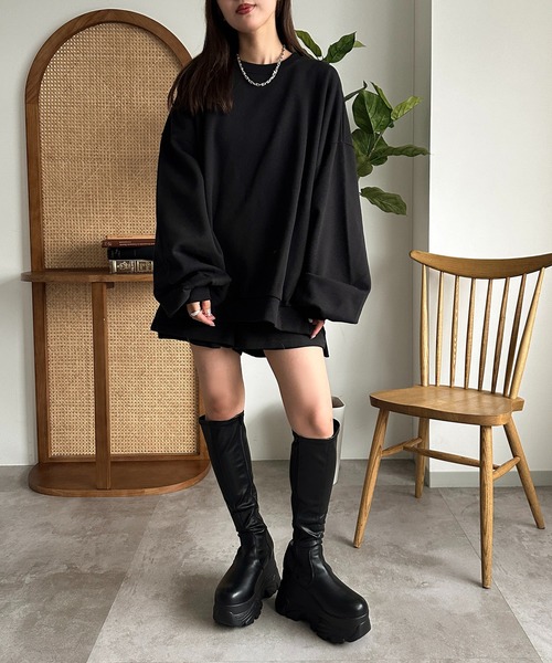 apres jour mignon(アプレジュールミニョン)の「スーパー袖ボリューム裏起毛スウェット【ZOZOTOWN限定アイテム】(スウェット・レディース・ブラック/グレー/ボルドー/ライトベージュ・X-LARGE/フリー)」の7枚目の写真