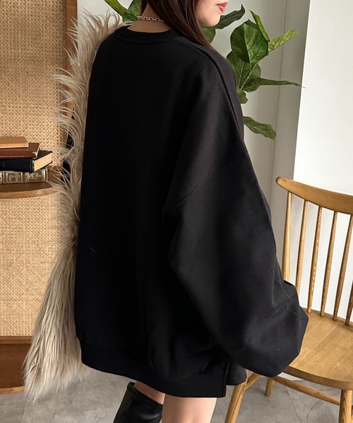 apres jour mignon(アプレジュールミニョン)の「スーパー袖ボリューム裏起毛スウェット【ZOZOTOWN限定アイテム】(スウェット・レディース・ブラック/グレー/ボルドー/ライトベージュ・X-LARGE/フリー)」の11枚目の写真