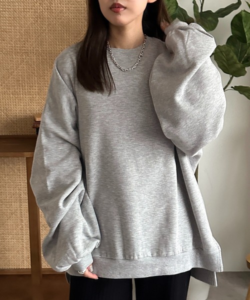 apres jour mignon(アプレジュールミニョン)の「スーパー袖ボリューム裏起毛スウェット【ZOZOTOWN限定アイテム】(スウェット・レディース・ブラック/グレー/ボルドー/ライトベージュ・X-LARGE/フリー)」の17枚目の写真