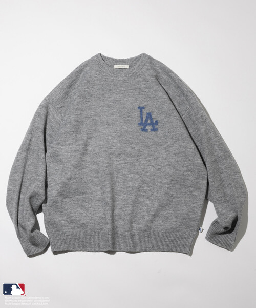 MLB（メジャーリーグベースボール）の「MLB/メジャーリーグベースボール ジャカードロゴ クルーネックニット（ニット/セーター・メンズ・グレー/オフホワイト/ネイビー・LARGE/MEDIUM）」の4枚目の写真