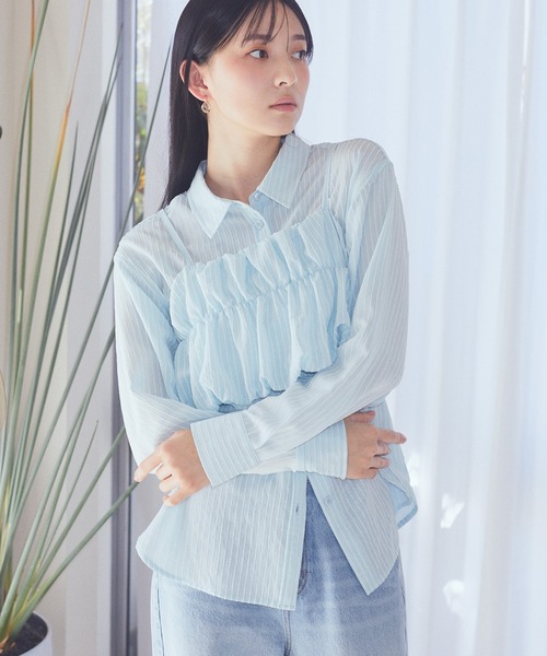 earth music&ecology(アースミュージックアンドエコロジー)の「SET2点起毛ストライプシャツ+バルーンビスチェ(シャツ/ブラウス・レディース・ピンク/ライトグレー/ブルー/オフホワイト・FREE)」の4枚目の写真