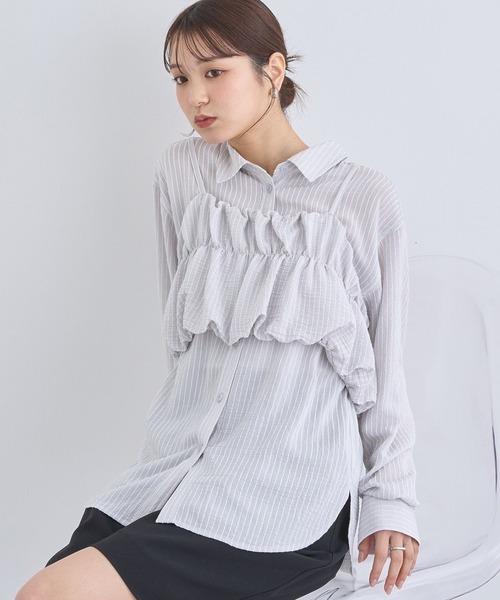 earth music&ecology(アースミュージックアンドエコロジー)の「SET2点起毛ストライプシャツ+バルーンビスチェ(シャツ/ブラウス・レディース・ピンク/ライトグレー/ブルー/オフホワイト・FREE)」の3枚目の写真