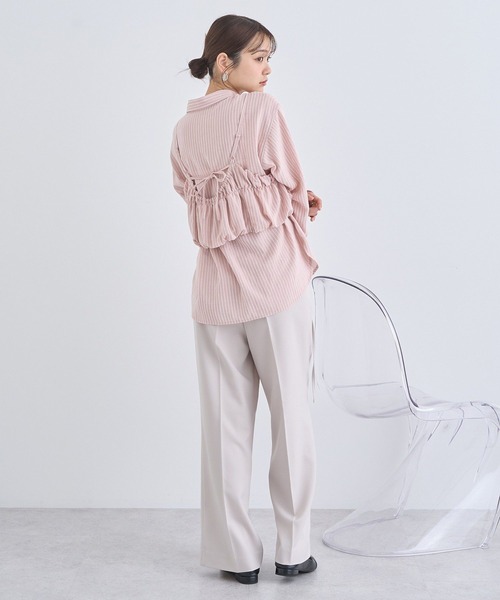 earth music&ecology(アースミュージックアンドエコロジー)の「SET2点起毛ストライプシャツ+バルーンビスチェ(シャツ/ブラウス・レディース・ピンク/ライトグレー/ブルー/オフホワイト・FREE)」の22枚目の写真