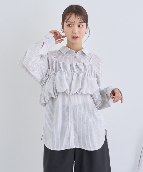 earth music&ecology(アースミュージックアンドエコロジー)の「SET2点起毛ストライプシャツ+バルーンビスチェ(シャツ/ブラウス・レディース・ピンク/ライトグレー/ブルー/オフホワイト・FREE)」の6枚目の写真